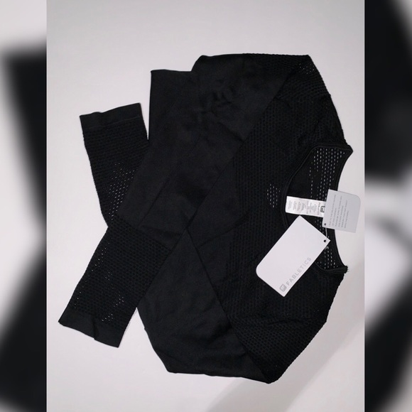 Flabletics - Picture 2 of 2